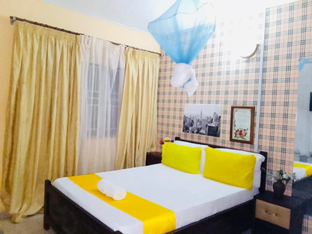 Zunox Guest House Freetown Eksteriør billede