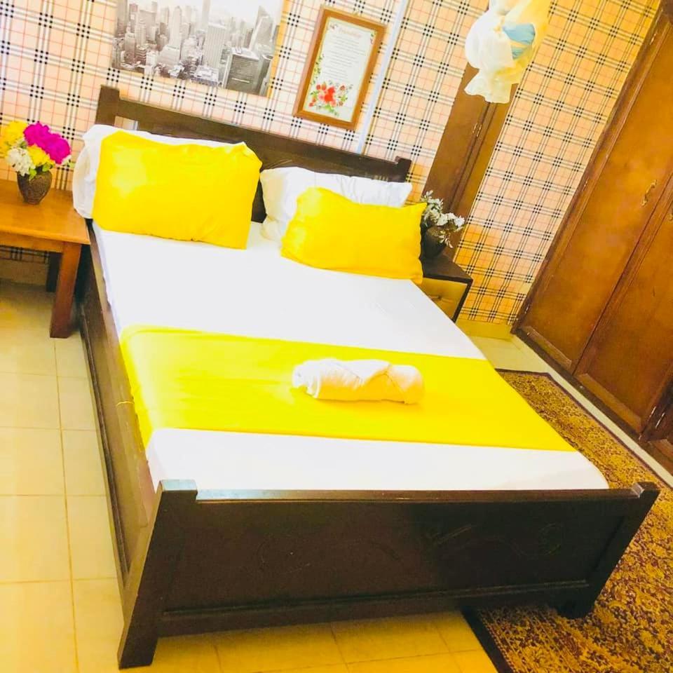 Zunox Guest House Freetown Eksteriør billede